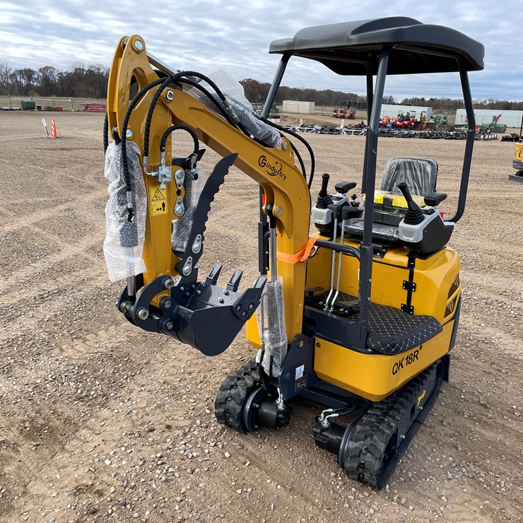 #9217 • 2025 Unused CFG Mini Excavator