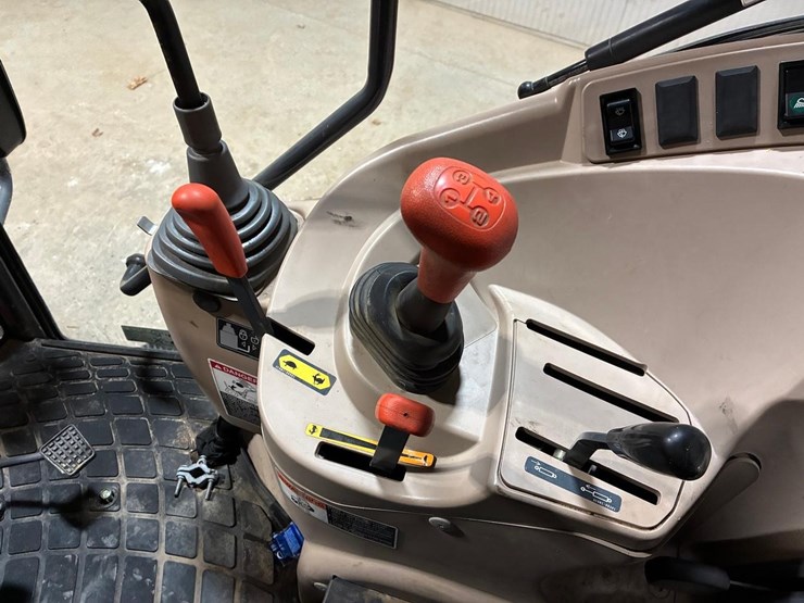 kubota-m6040hdc-image-21