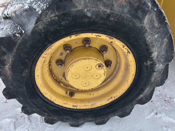 caterpillar-420e-image-13