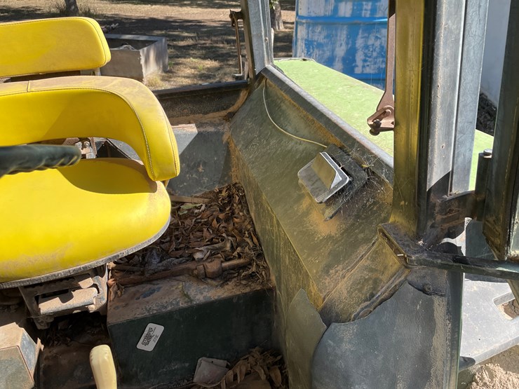 john-deere-4230-image-57