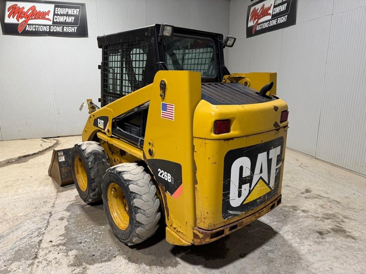 caterpillar-226b3-image-3