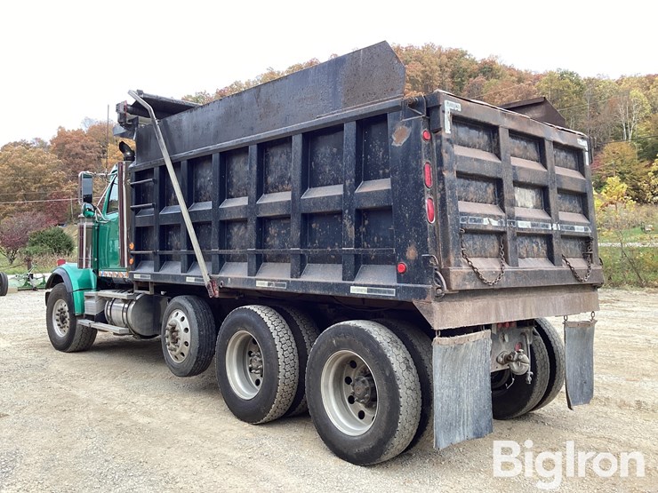 western-star-4900fa-image-7