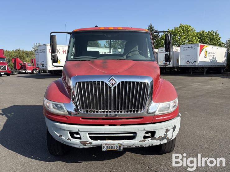 international-durastar-4400-image-2