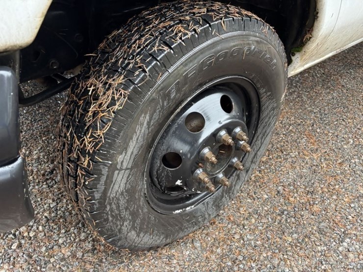 2005-ford-e450-sd-image-9