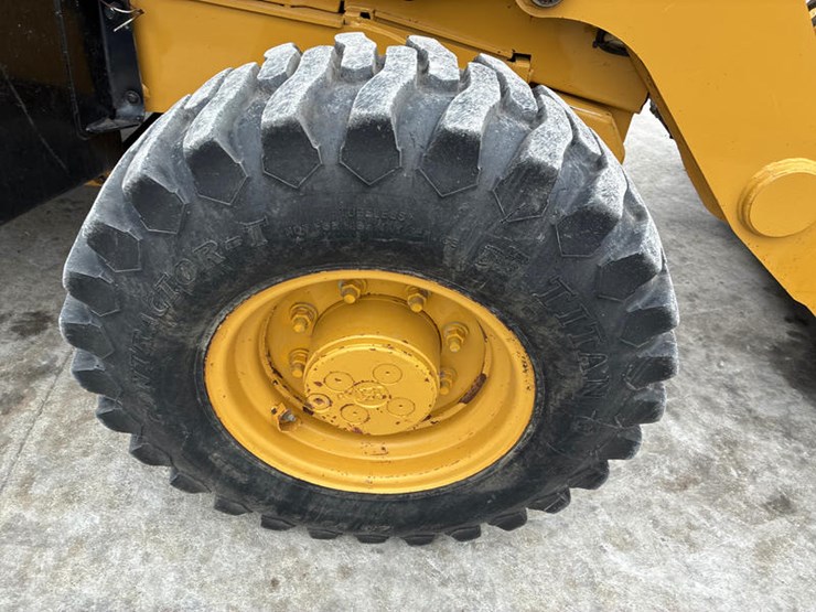 caterpillar-415f2-image-50