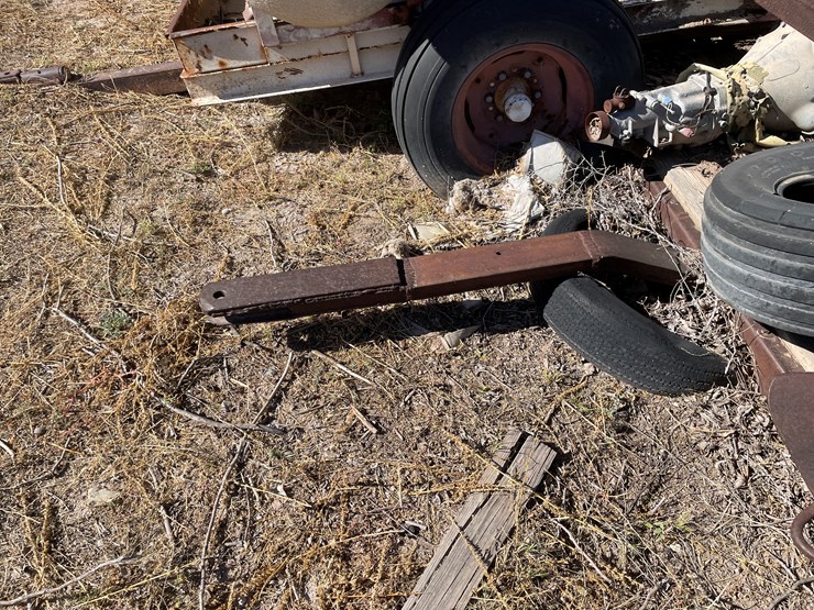 #3729-•-pair-of-trailers-and-scrap-metal-image-30
