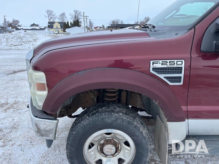 ford-f250-xlt-image-15