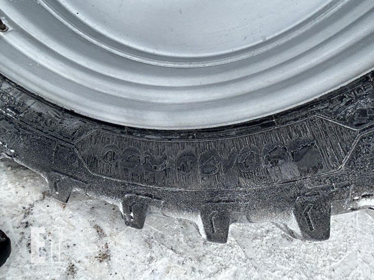 2022-case-ih-magnum-340-image-29