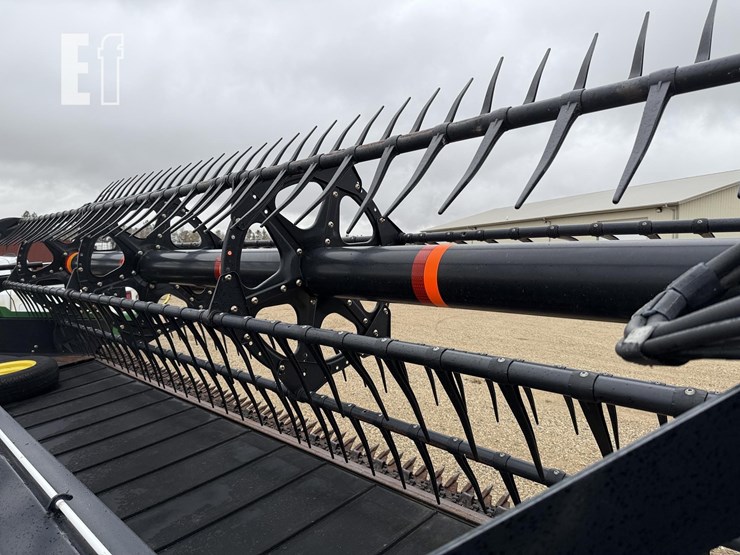 2013-john-deere-435d-image-14