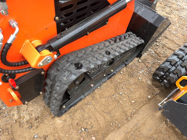 #9238-•-unused-2025-landhero-mini-skid-steer-loader-image-8