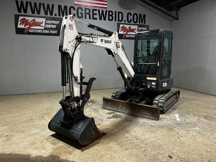 bobcat-e35-image-2
