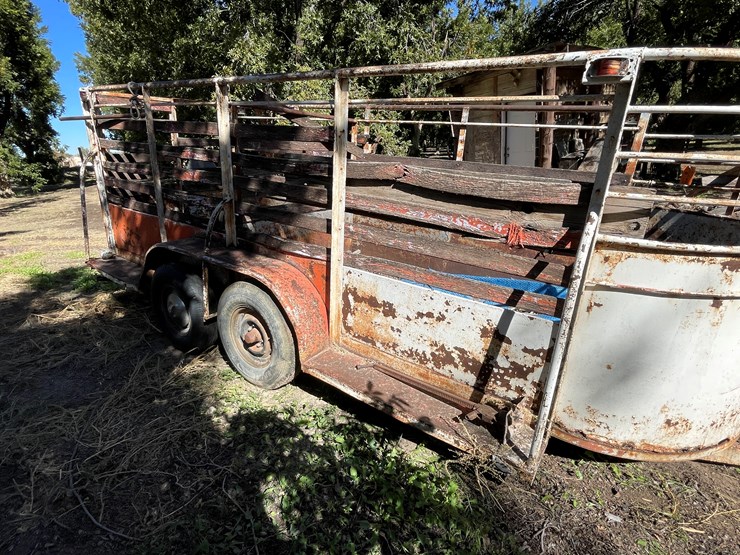 #3671-•-horse/cattle-tandem-axle-trailer-(no-title)-image-7