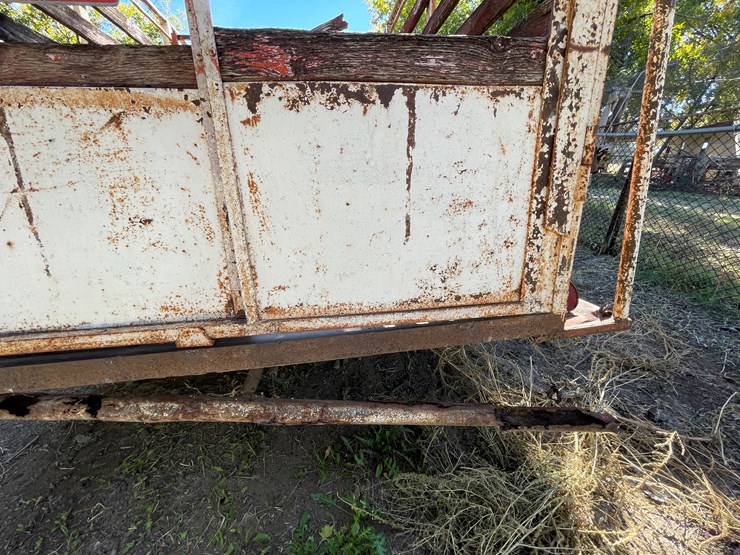 #3671-•-horse/cattle-tandem-axle-trailer-(no-title)-image-23