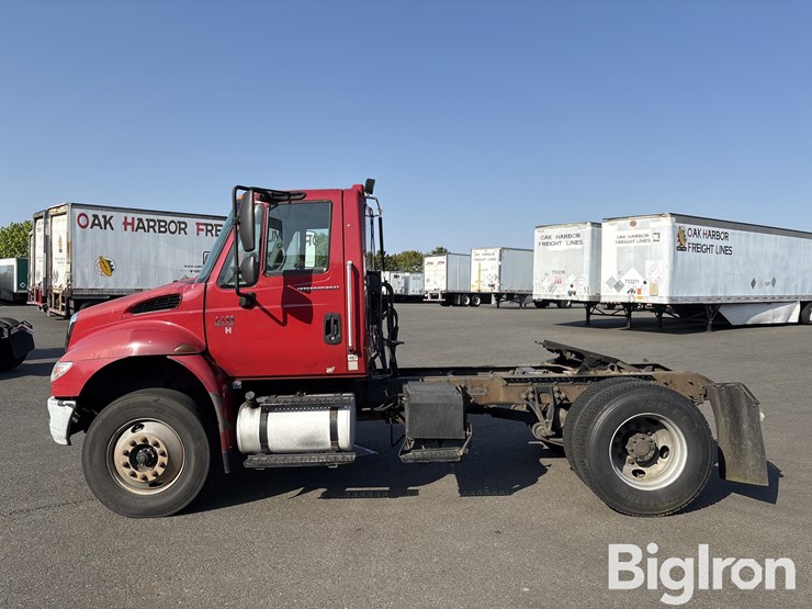 international-durastar-4400-image-8