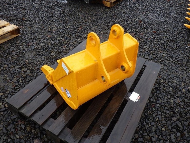 caterpillar-305-image-2