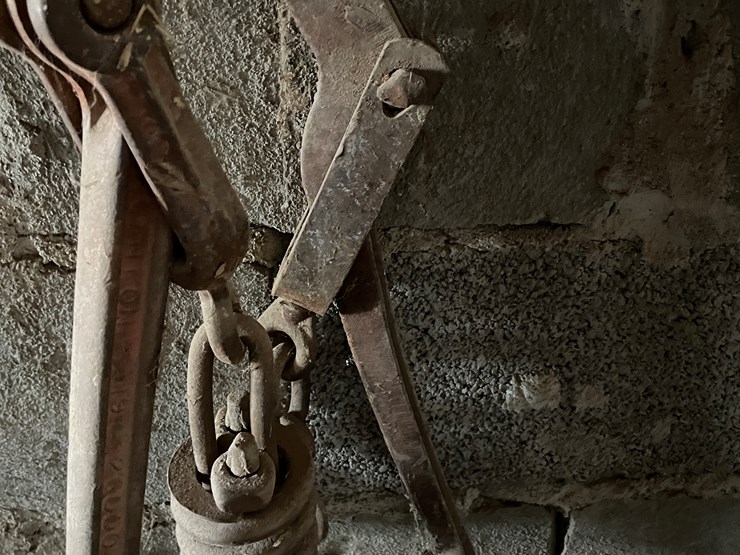 #3723-•-large-chain-binders-image-6