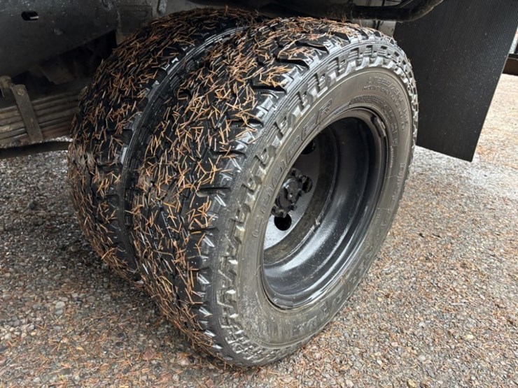 2005-ford-e450-sd-image-10