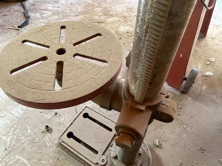 #3690-•-16-speed-drill-press-image-12