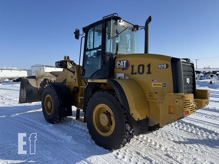 2021-caterpillar-920-image-20