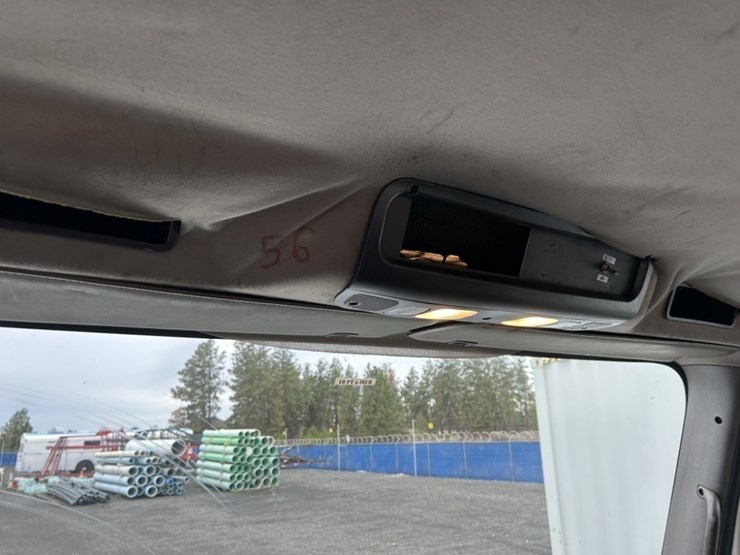 2009-freightliner-m2-s/a-asphalt-patch-truck-image-22