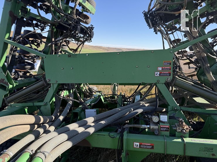 john-deere-1850-image-8