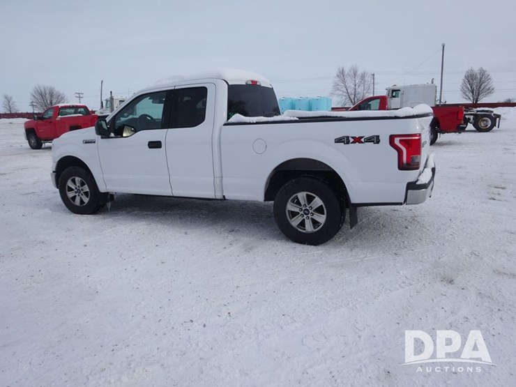 ford-f150-xlt-image-16