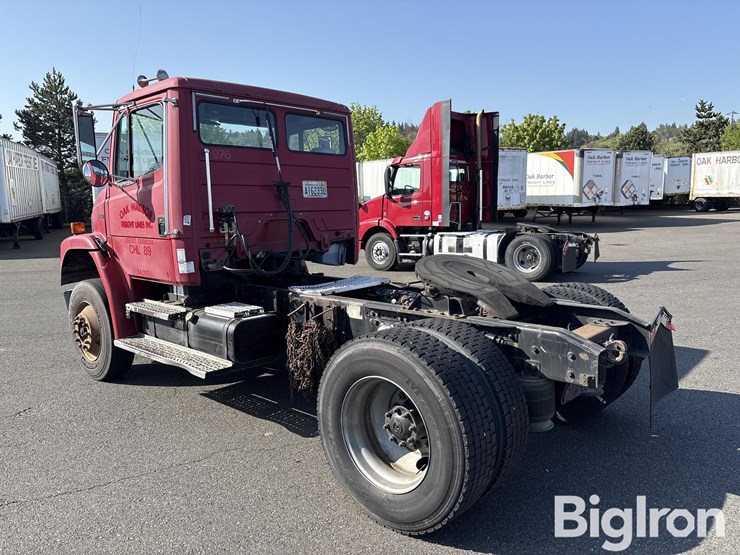 freightliner-fl70-image-7