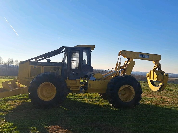 john-deere-748-image-7