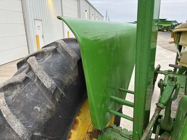 john-deere-4020-image-27