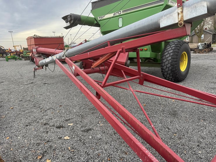 hutchinson-10x60-image-16