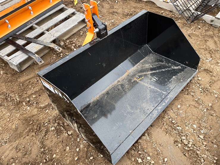 #2090-•-unused-2025-wolverine-trip-scoop-attachment-image-1