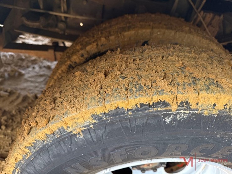 2001-ford-f350-xl-image-9