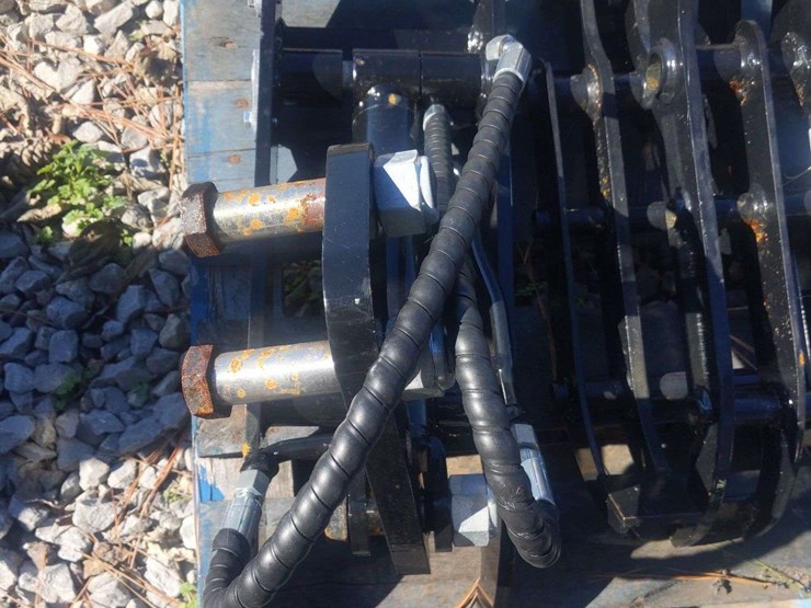 unused-mini-excavator-hydraulic-thumb-image-3