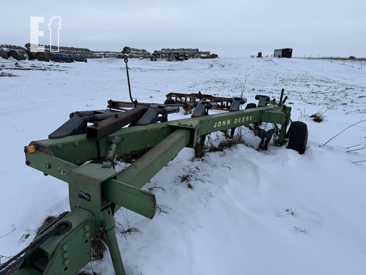 john-deere-2600-image-1