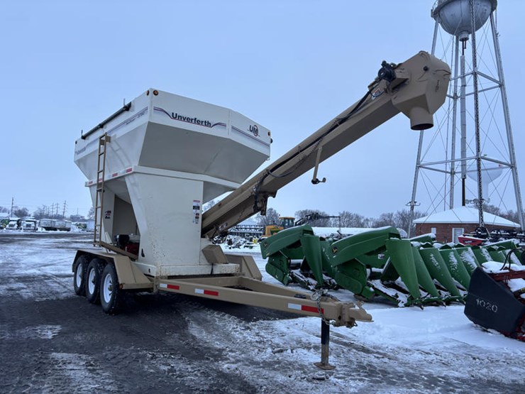 2010-unverferth-3750-image-1