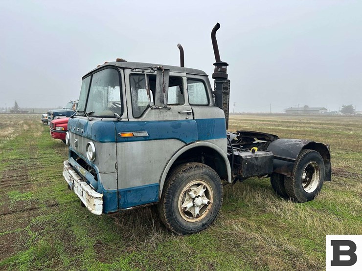 ford-tractor-image-1