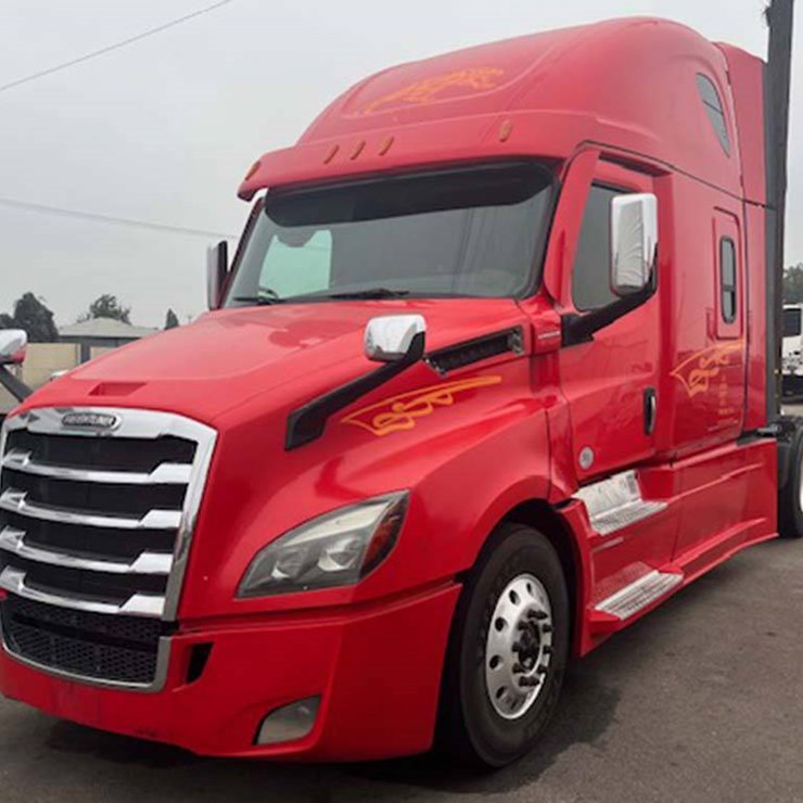 2023 FREIGHTLINER CASCADIA 126