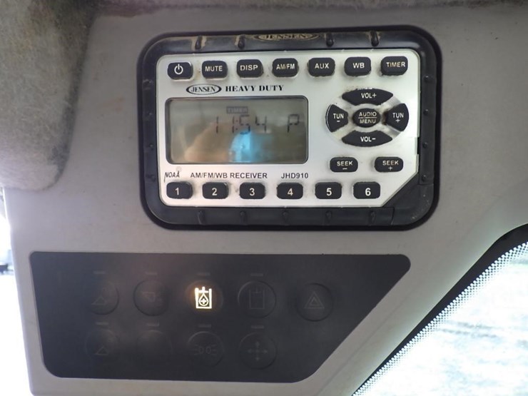 volvo-mct135c-image-24