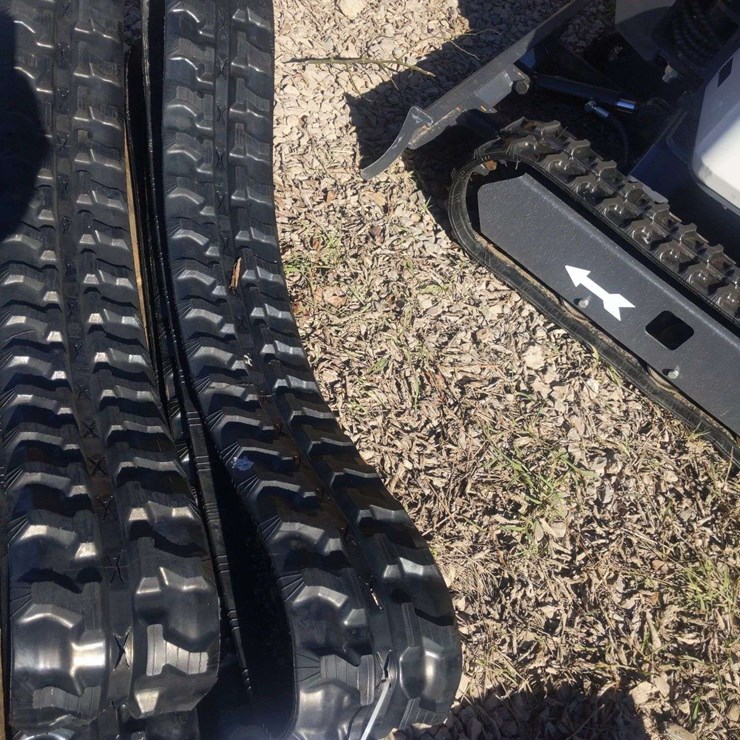 QTY (1) SET UNUSED MINI EXCAVATOR RUBBER TRACKS