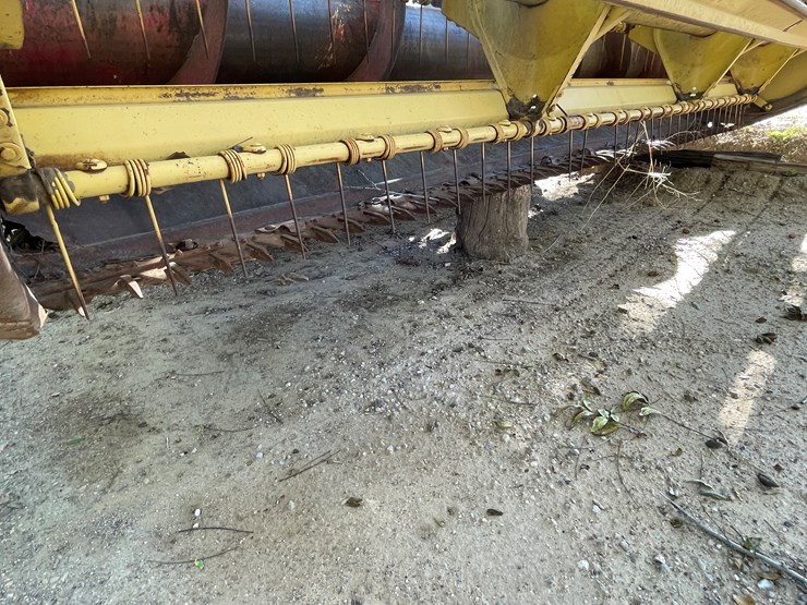 #3653-•-new-holland-swather-image-28