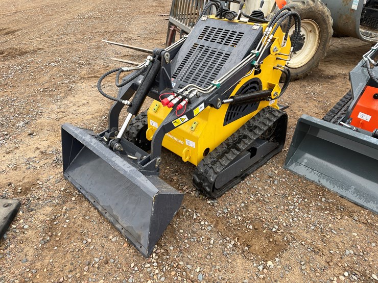 #9237-•-unused-2025-landhero-mini-skid-steer-loader-image-1