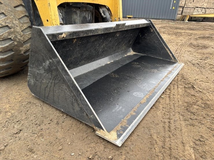 2006-caterpillar-246b-image-10