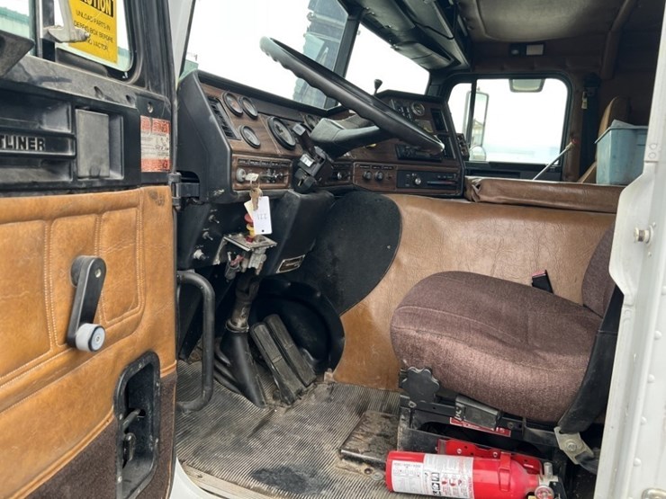 1995-cummins-m11-image-12