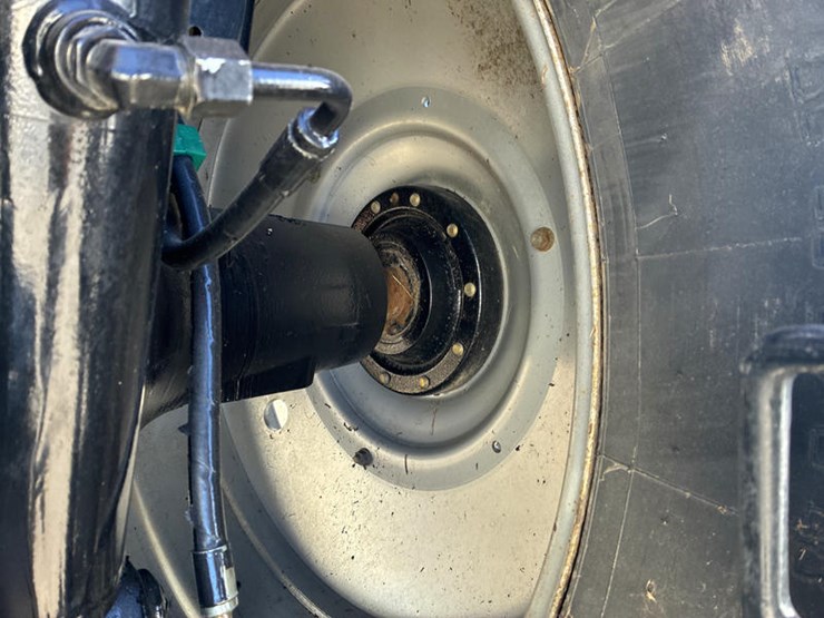 case-ih-mx215-image-57