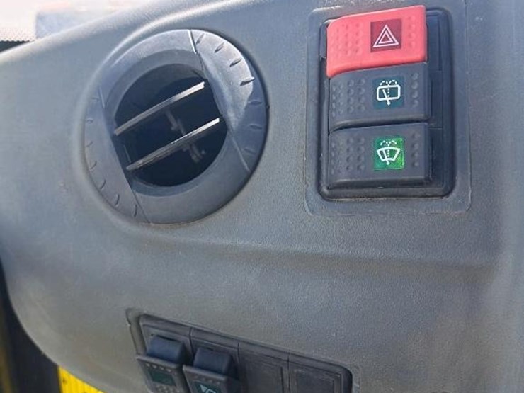 komatsu-wa80-image-14