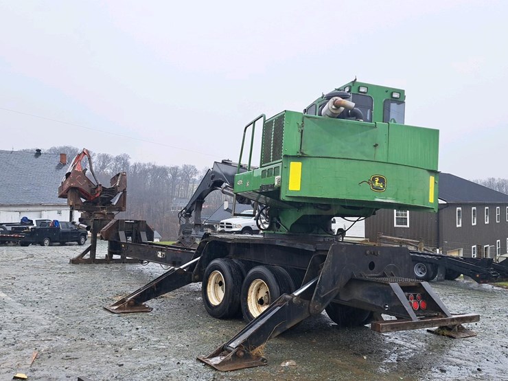 2010-deere-437c-image-2