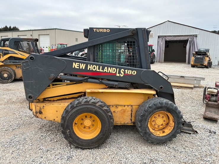 new-holland-ls180-image-6