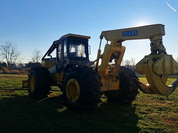 john-deere-748-image-6