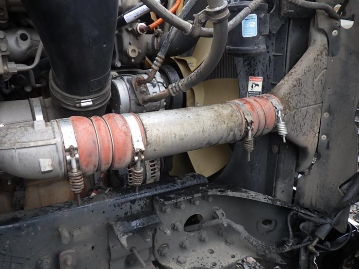 freightliner-cascadia-125-image-45