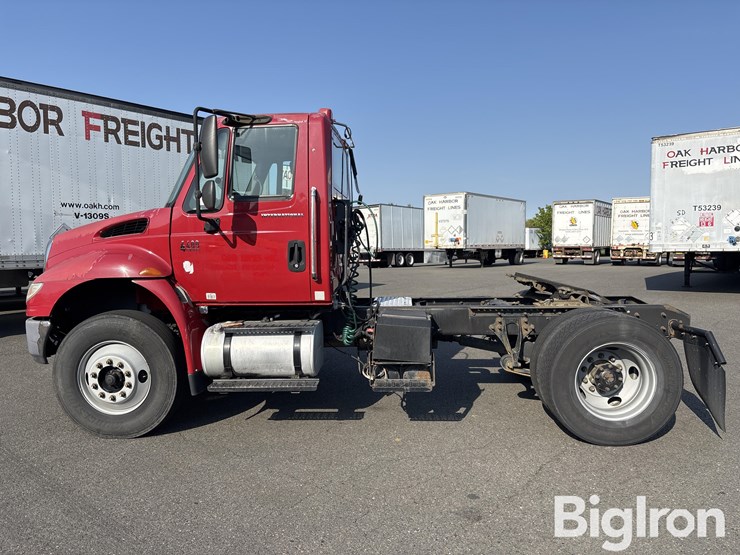 international-durastar-4400-image-8